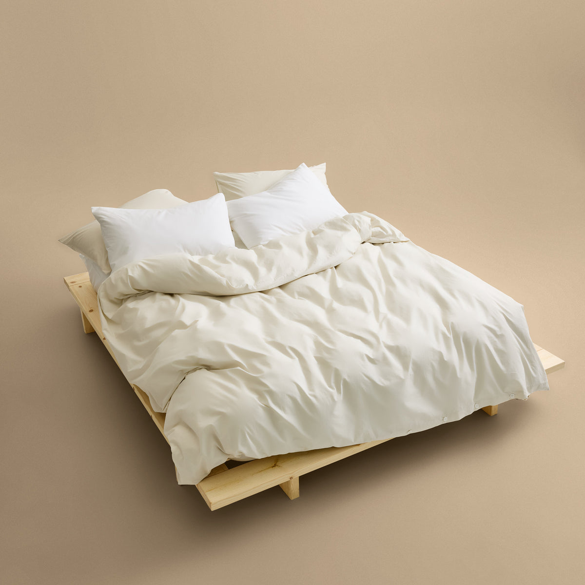 <p>This is our cloud white doona and Winter doona.</p>