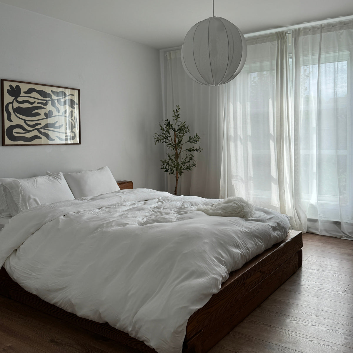 <p>Featuring our <a href="/products/winter" title="Winter">Winter doona</a>.</p>